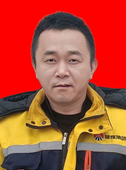3.3先進工作者：易懷念.jpg